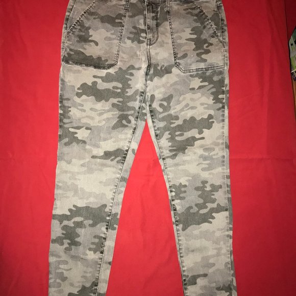 Camo Jean Leggings Sz 14 - Picture 1 of 4